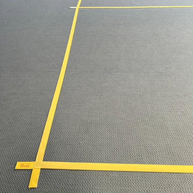 Segnaletica del campo da pickleball per l'intero campo in giallo